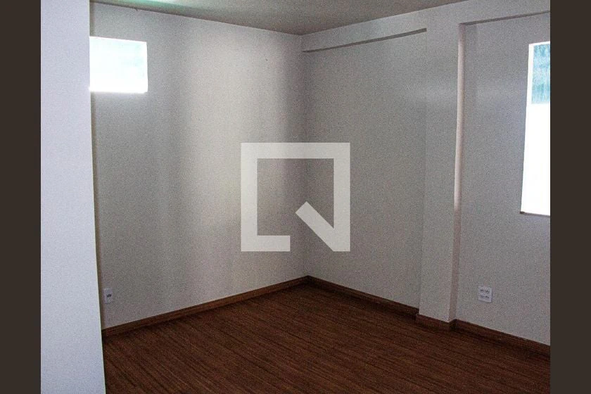 234 m² house with a home office and a washing machine — photo 24