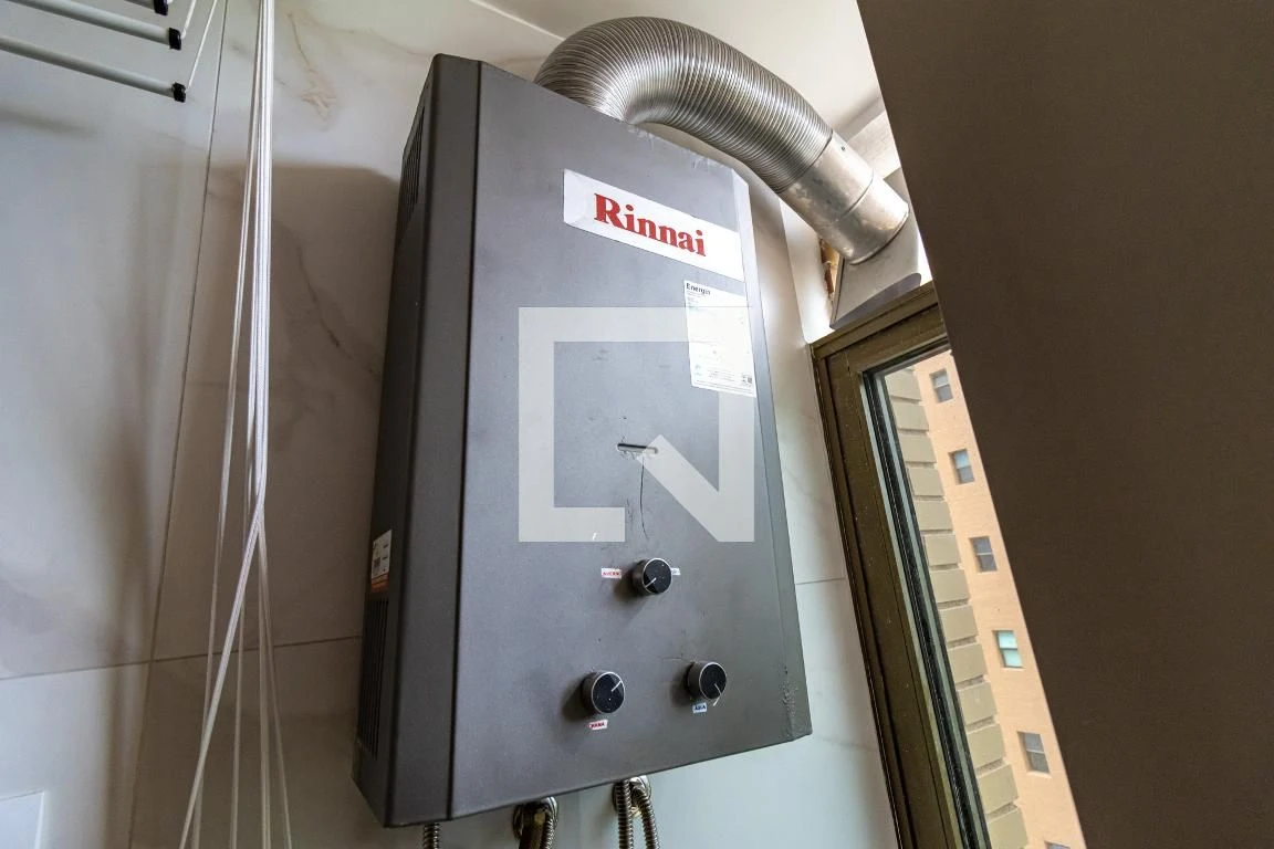 Apartamento mobiliado com 2 quartos e piscina no condomínio — photo 53