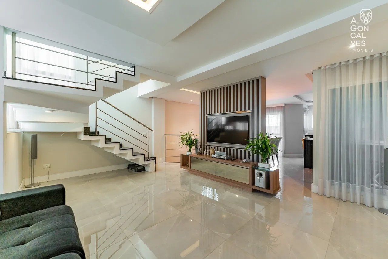 Furnished house with 3 bedrooms and 4 bathrooms