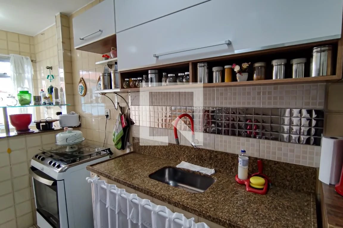 2-bedroom apartment with a washing machine — photo 5