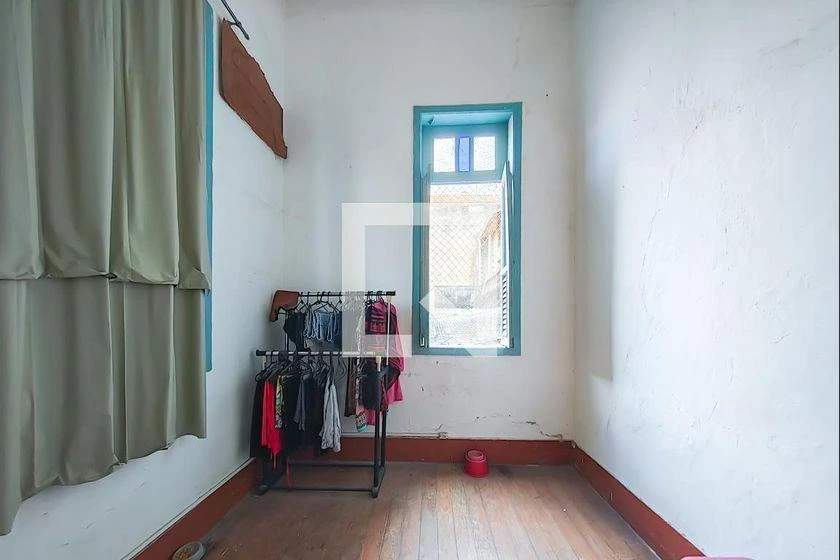 Furnished apartment with 5 bedrooms and 300 m² — photo 38