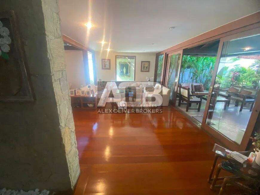 Мебльований будинок на 5 кімнат, 570 м² і приватний сад — photo 18
