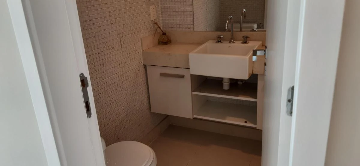 Unfurnished apartment with 4 en-suite bedrooms and 292 m² — photo 24