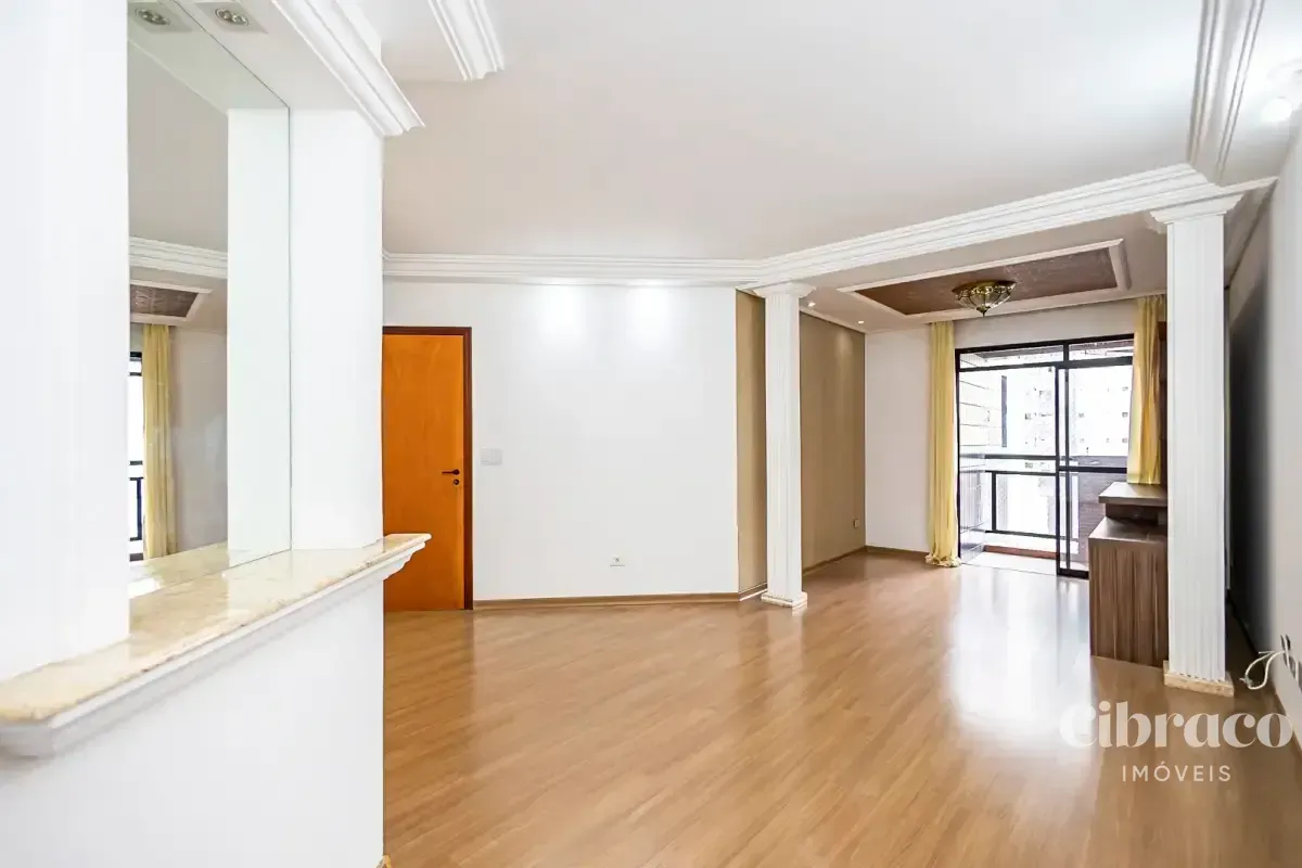 Apartamento com 3 quartos e 152 m² com 1 suíte — photo 2