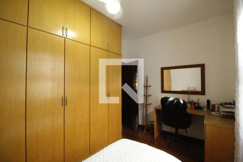 Rental house with 6 bedrooms and 3 en-suite, 599 m² — photo 32