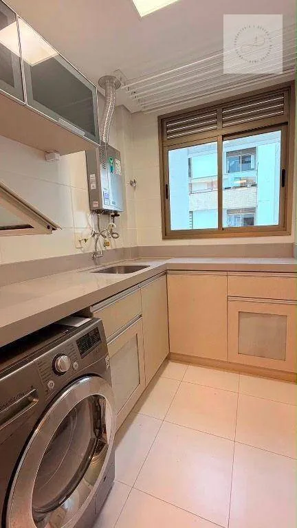 Furnished 3-bedroom apartment with 115 m² — photo 21