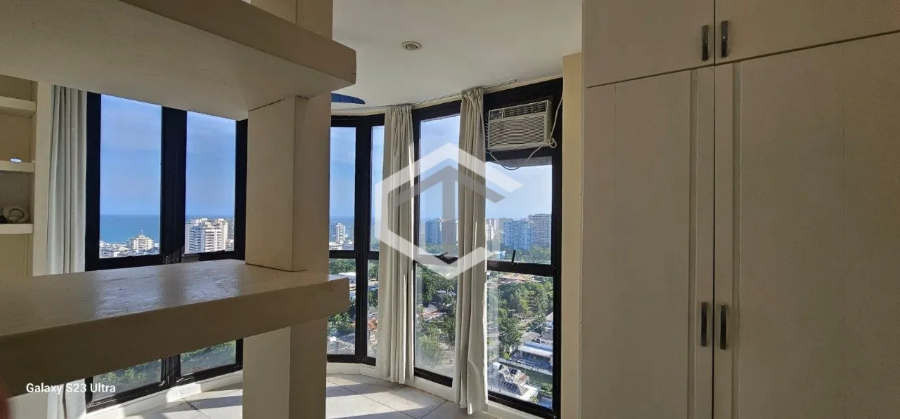 Apartamento com 3 suítes e 2 vagas em 193 m² — photo 38