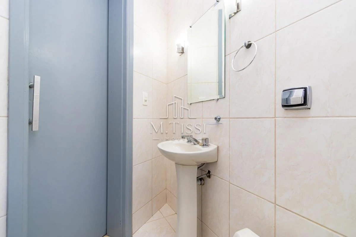 Washing machine in a 3-bedroom house, 200 m² — photo 2
