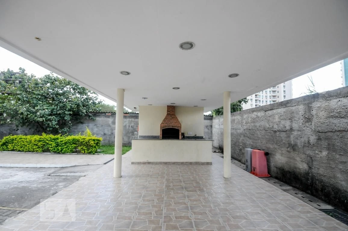 2-bedroom apartment with a mountain view in Rio de Janeiro — photo 49