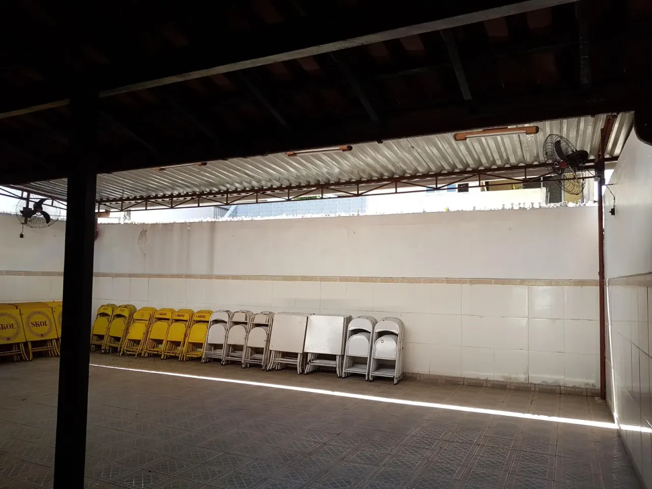 Commercial house with 1 bedroom and 2 bathrooms — photo 20