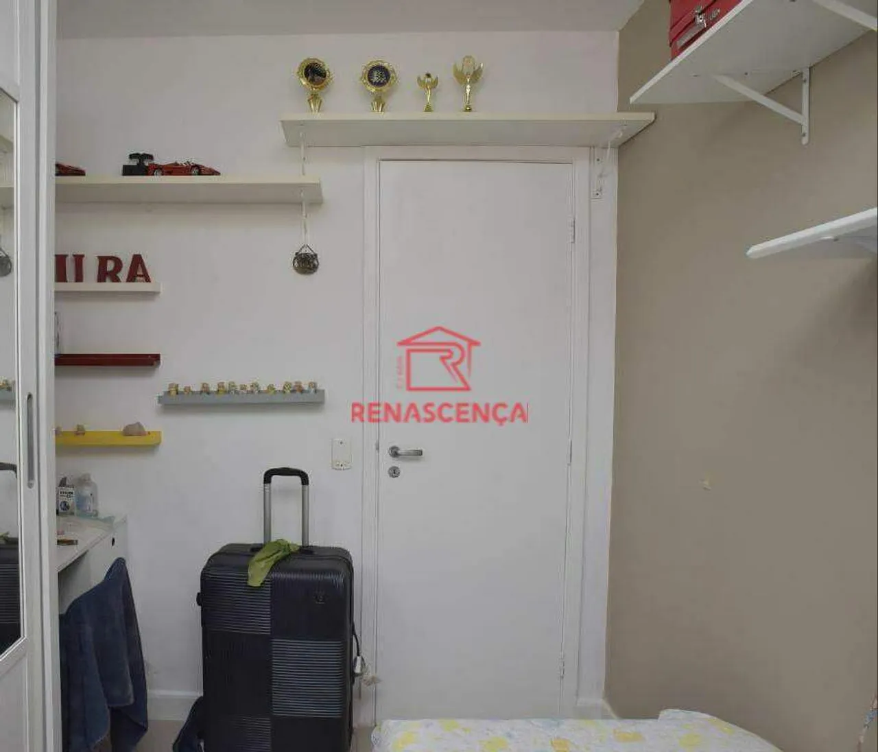 Cobertura com 3 quartos e cozinha fechada com fogão a gás — photo 16