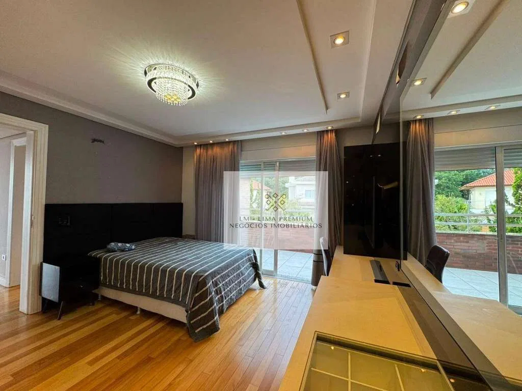 3-suite house with 364 m² and 4 parking spaces — photo 18