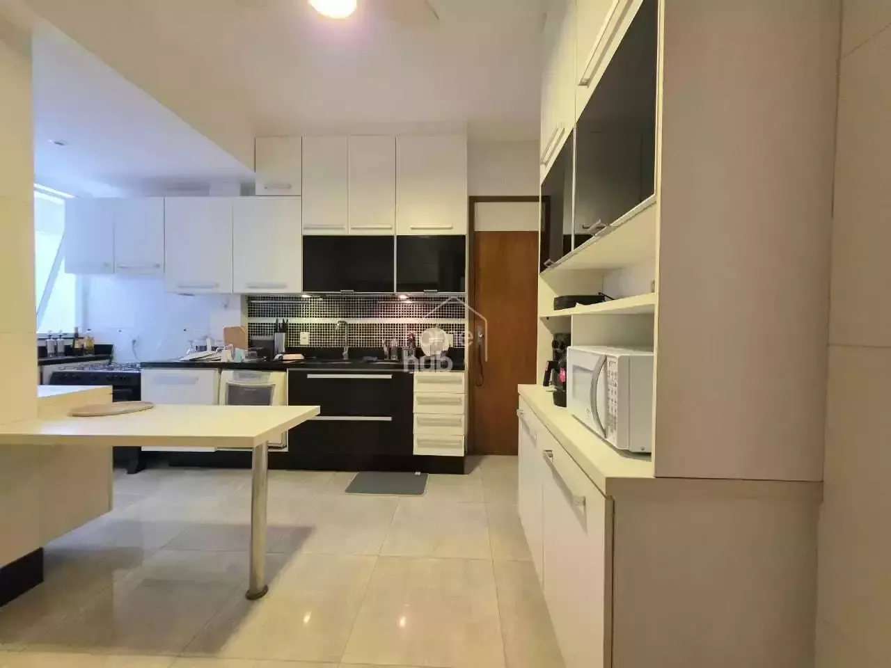 Furnished apartment, 157 m², with a home office — photo 24