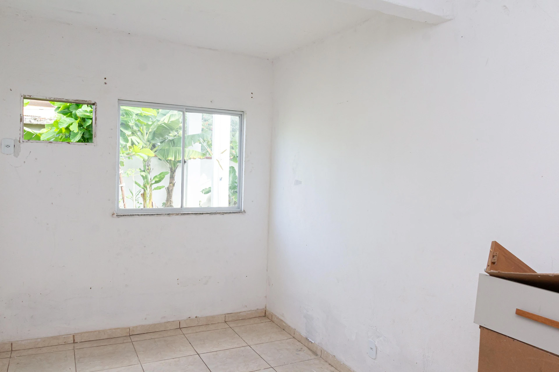 Studio with private laundry area and private garden — photo 40