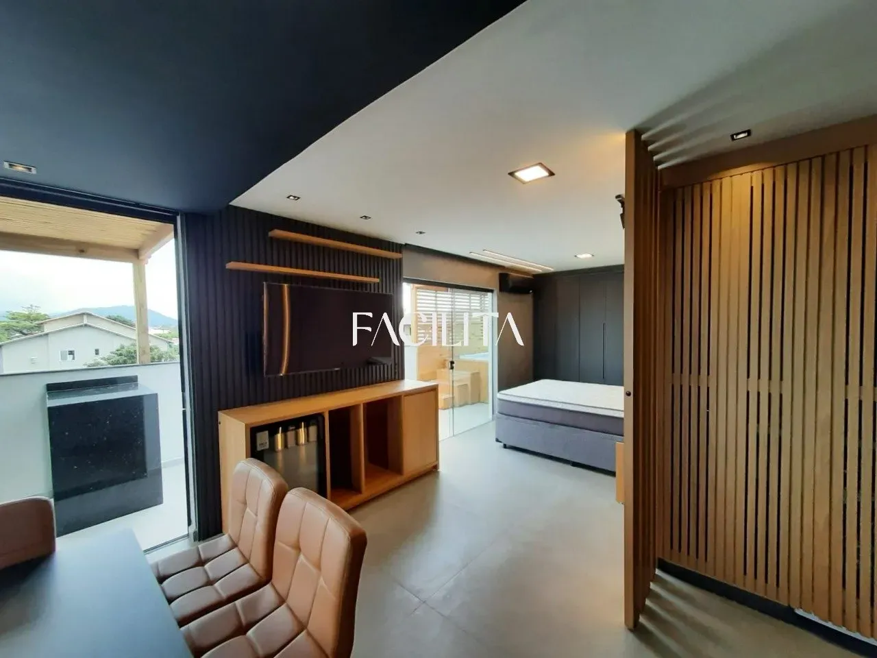 Меблированная мансарда 30 м² с 1 спальней — photo 34