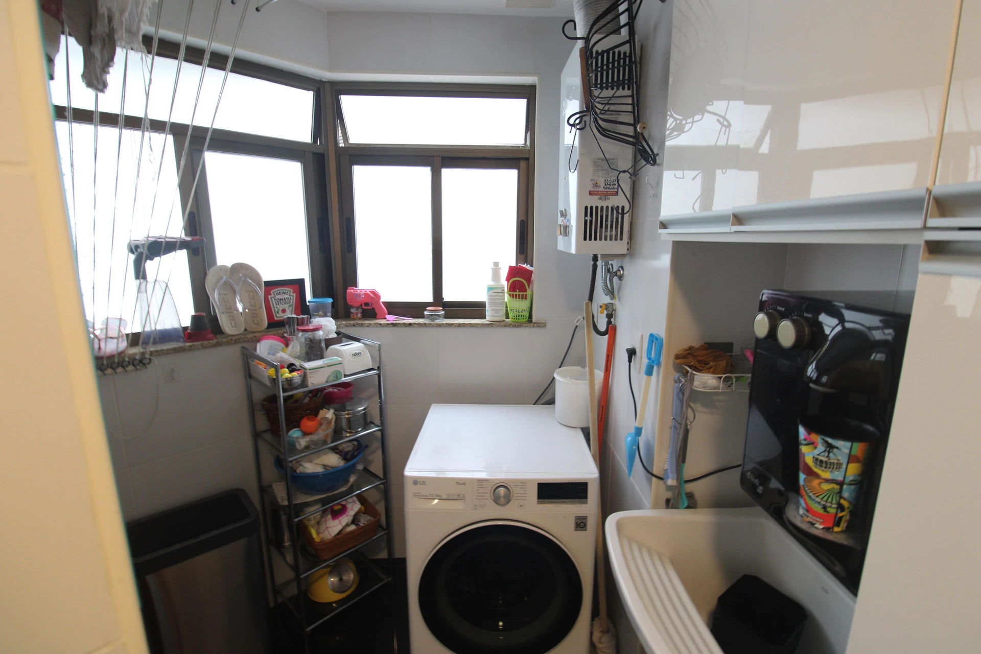 Furnished apartment, 112 m², with a glass-enclosed balcony — photo 41