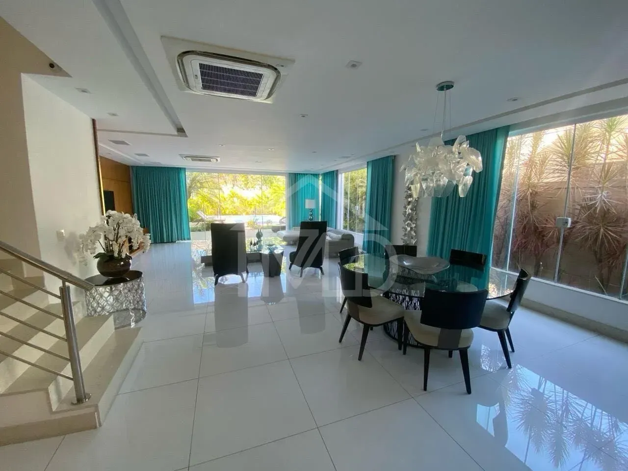 Furnished house with 5 en-suite bedrooms and pool — photo 29