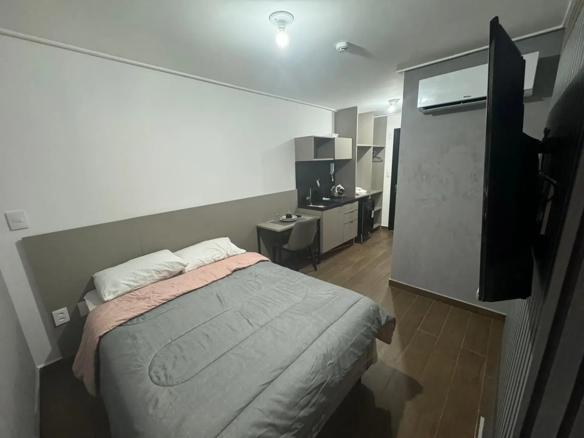 Меблированная квартира 20 м² с 1 спальней-сьютом