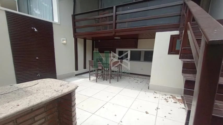 200 m² house with a grill on the balcony and a garden — photo 39