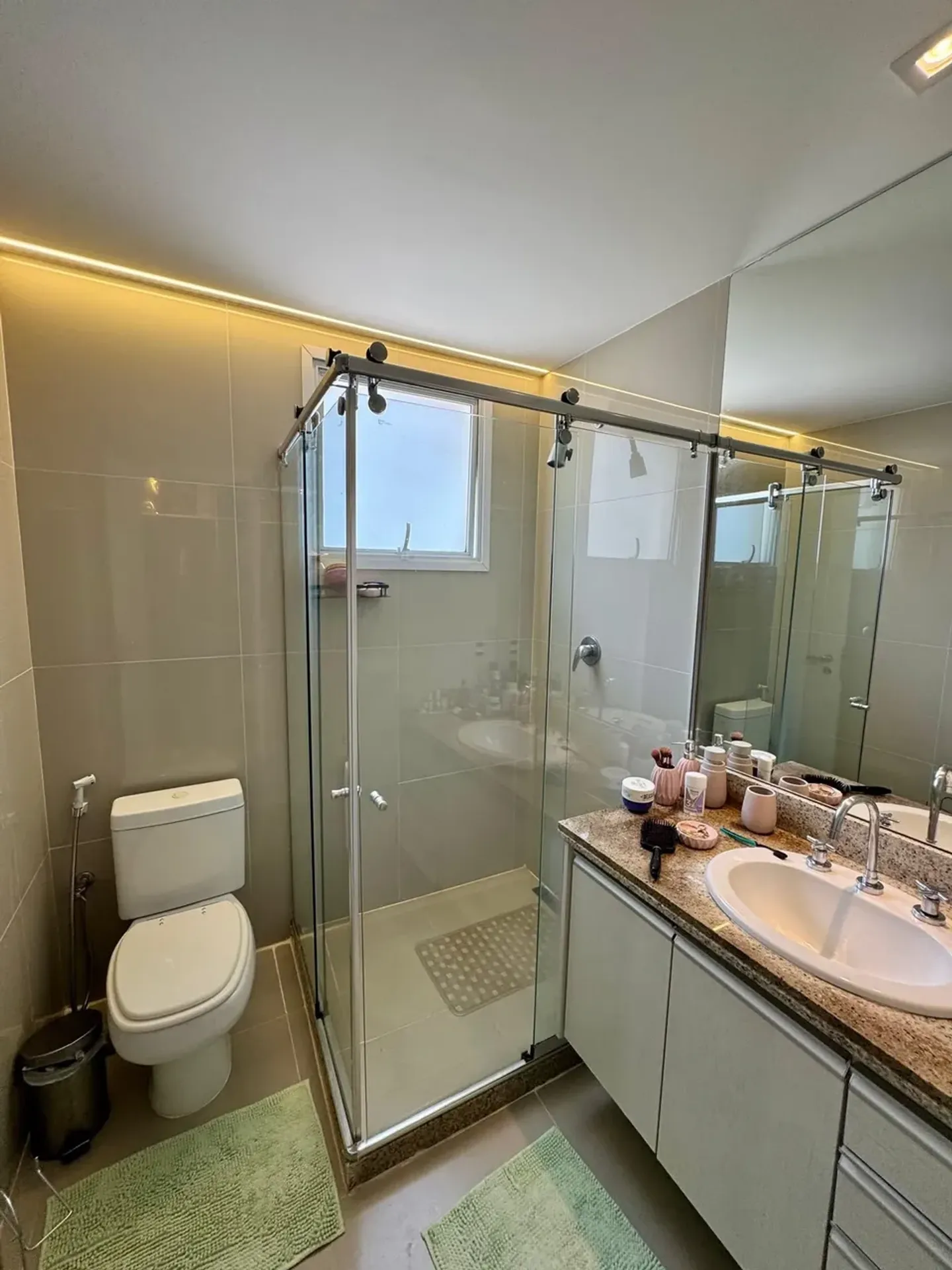 Furnished house with 4 bedrooms and 500 m² and 5 parking — photo 18