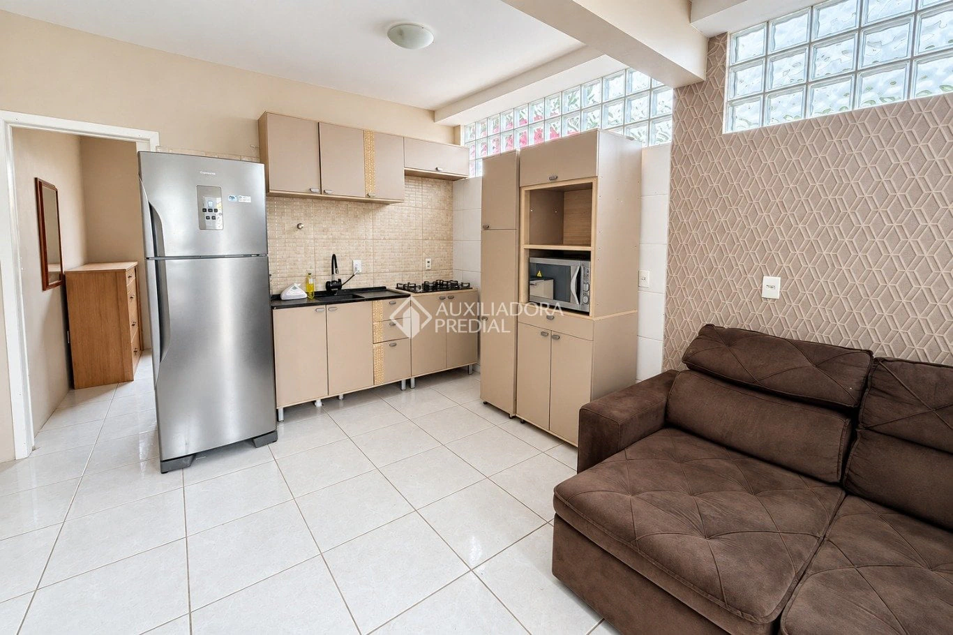 2-bedroom house with a washing machine in Florianópolis — photo 2