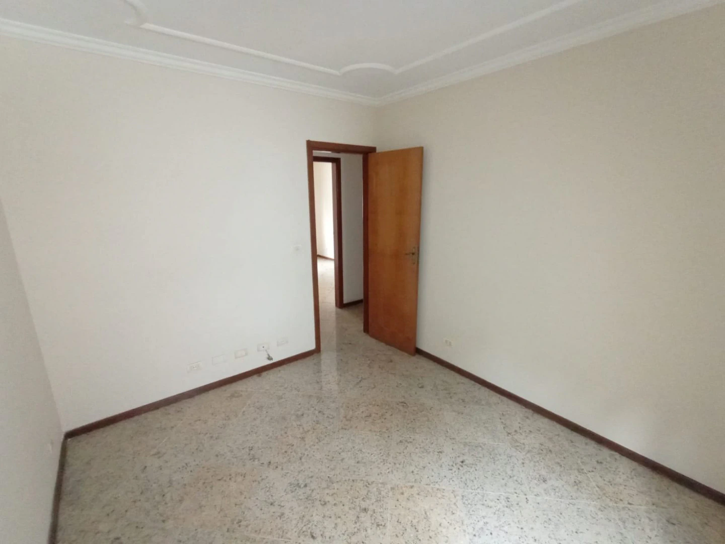 2-bedroom apartment, 1 with its own bathroom, 115 m² — photo 10