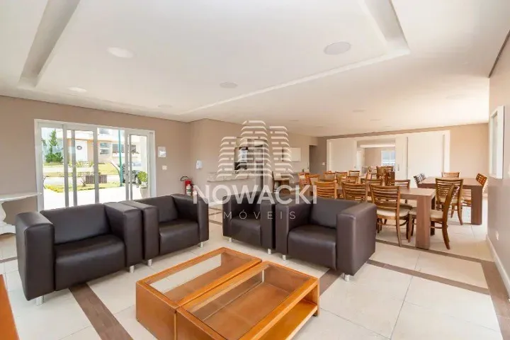 House with 4 bedrooms and 356 m² with integrated kitchen — photo 41