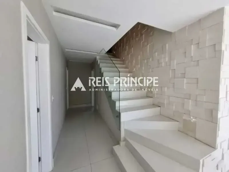Furnished house with 4 bedrooms and open-plan kitchen — photo 10