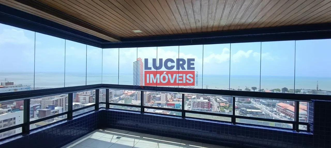 Apartamento mobiliado de 210 m² com 4 suítes e 3 vagas