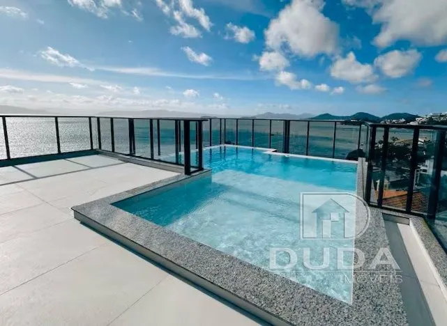 One-bedroom apartment with a water view — photo 17