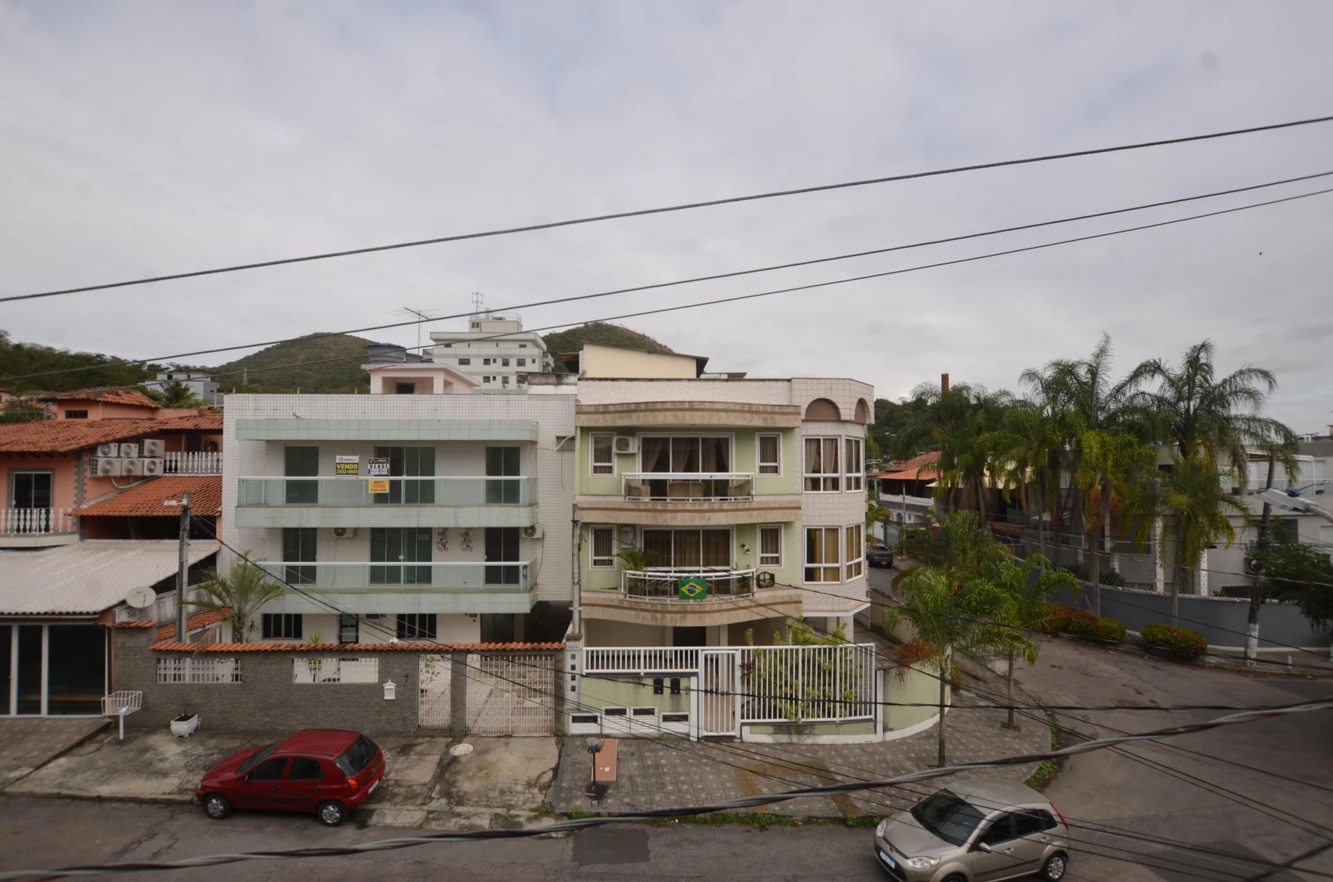 2-bedroom apartment with a mountain view in Rio de Janeiro — photo 38