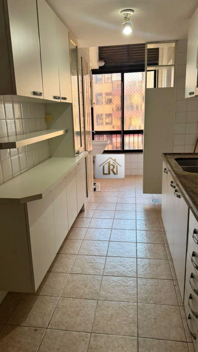 Apartment, 141 m², with a walk-in closet — photo 7