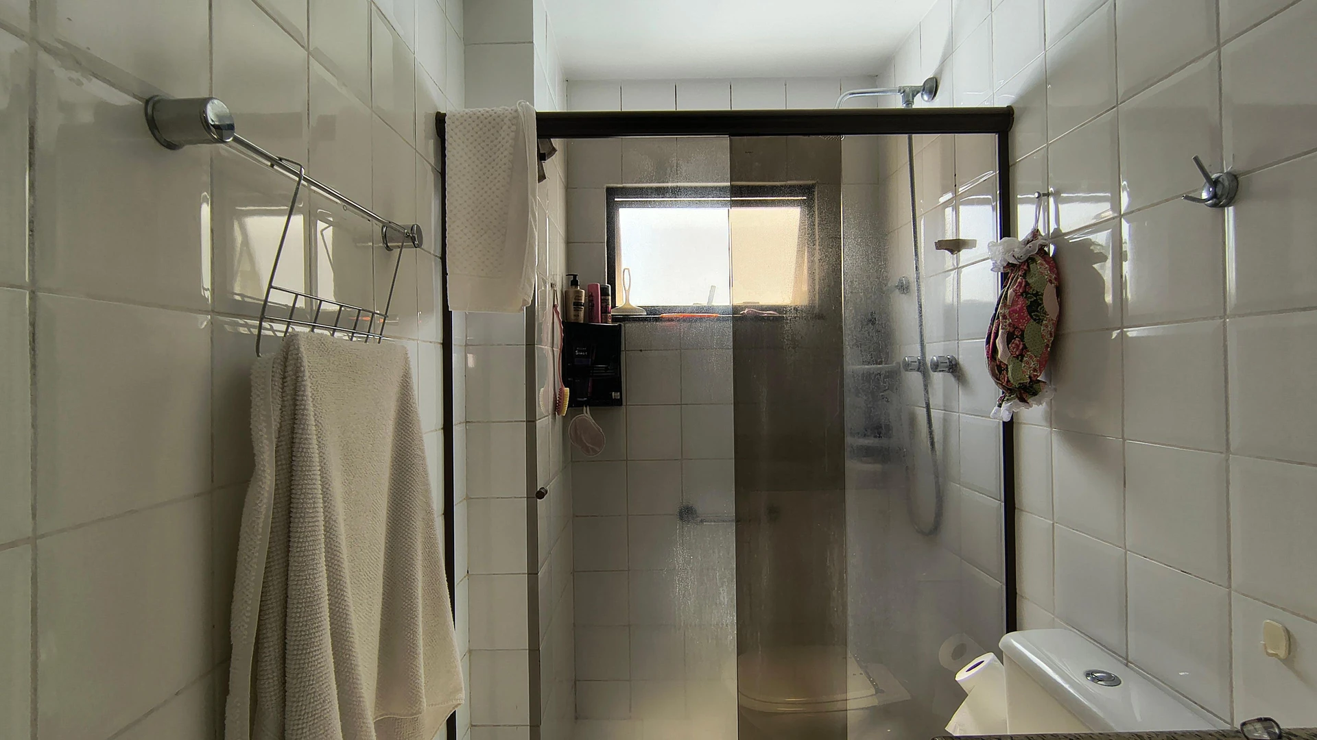 Apartamento mobiliado com mesa de trabalho e 4 quartos — photo 29