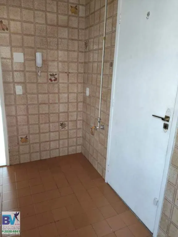 63 m² apartment with 2 bedrooms and 1 parking spot — photo 8