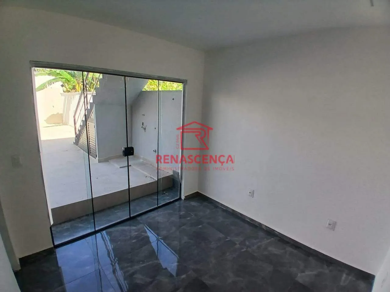 House with 5 bedrooms and 4 bathrooms, separate kitchen — photo 5