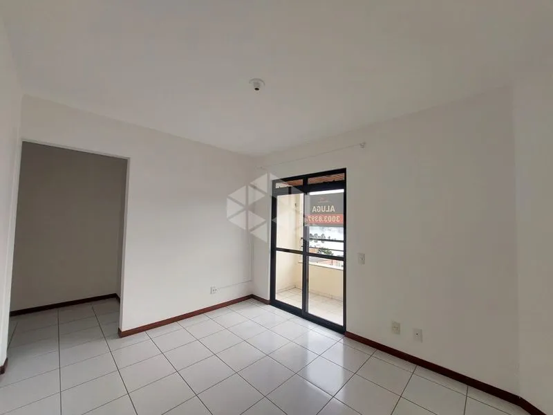 3-bedroom apartment with a balcony and 1 parking spot — photo 8