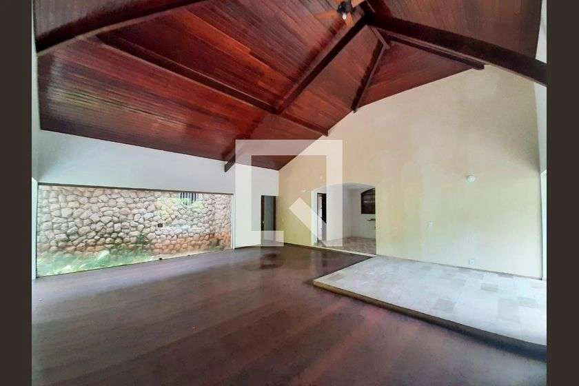 House with 6 bedrooms and 9 bathrooms, 911 m² and 3 parking — photo 21