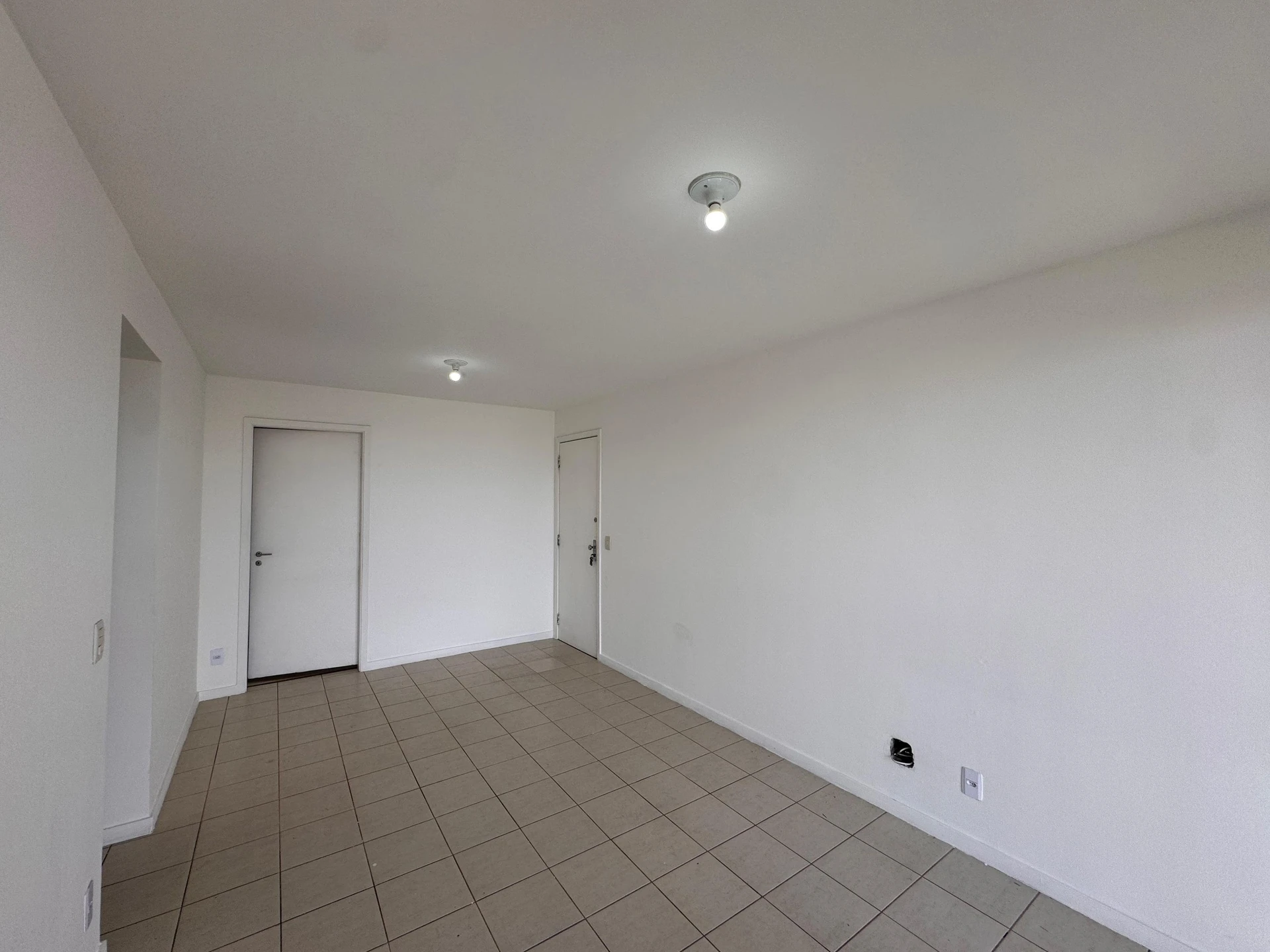 Mountain view in a 2-bedroom apartment, 74 m² — photo 35