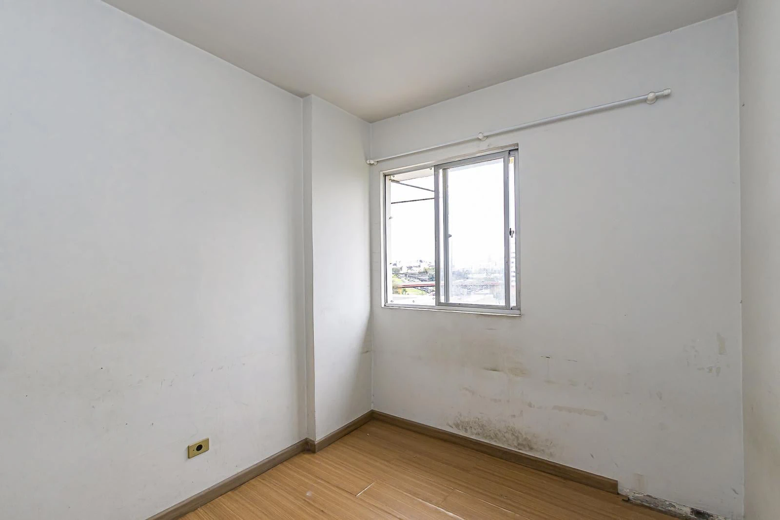 Apartamento com piso de madeira ou laminado, Cristo Rei — photo 23
