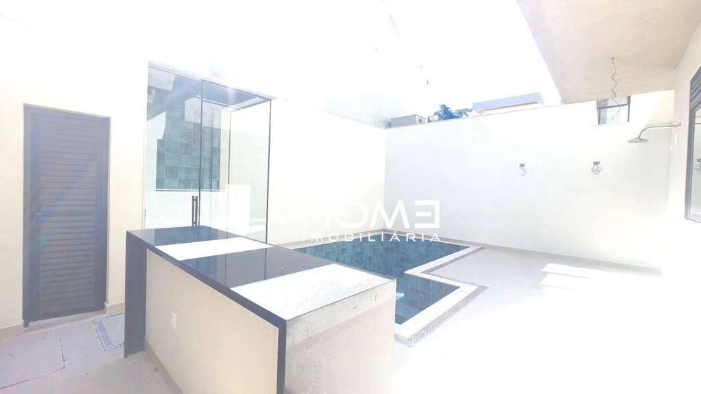Casa com 4 suítes e 450 m² com 4 vagas — photo 10