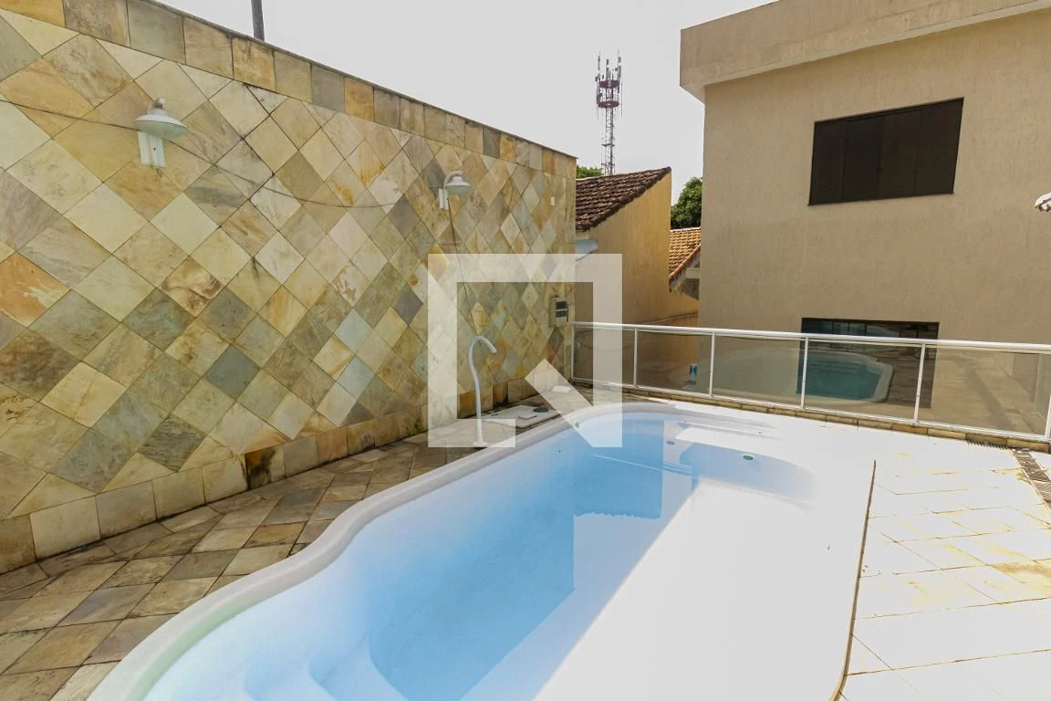 420 m² house with a jacuzzi and a private pool — photo 91