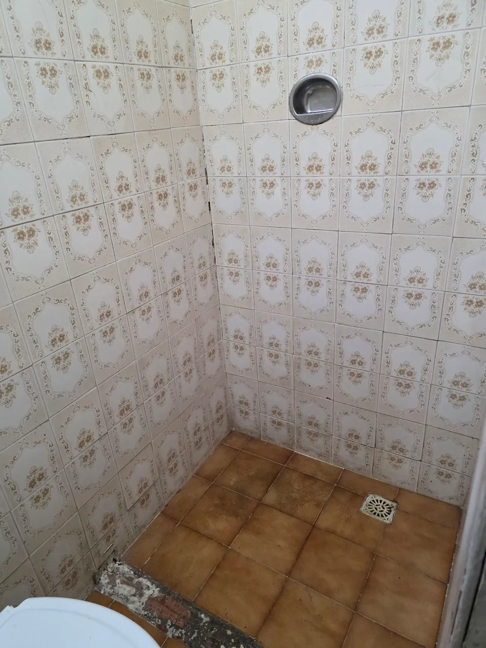 Unfurnished house with separate gas kitchen and 2 bedrooms — photo 10