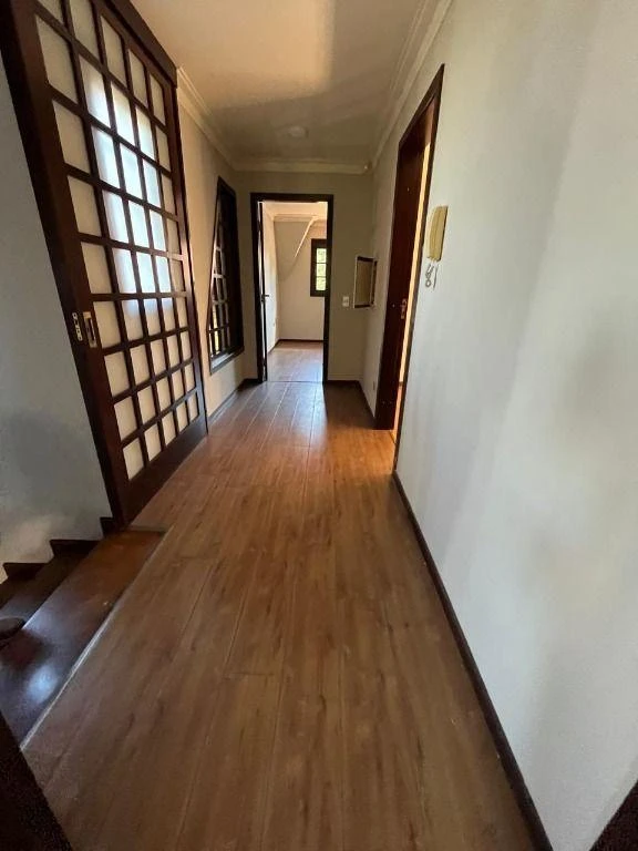House with 3 en-suite bedrooms and a balcony, 450 m² — photo 3