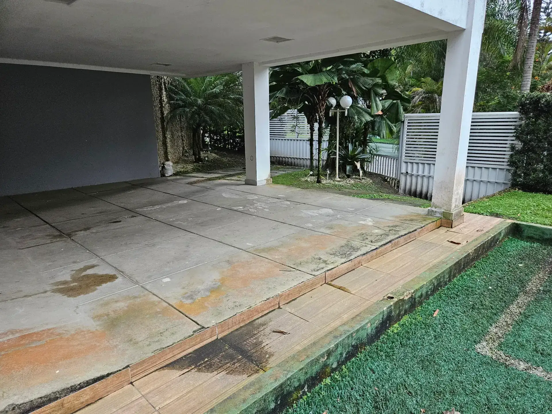 6 quartos e janelas do piso ao teto: casa de 504 m² — photo 19