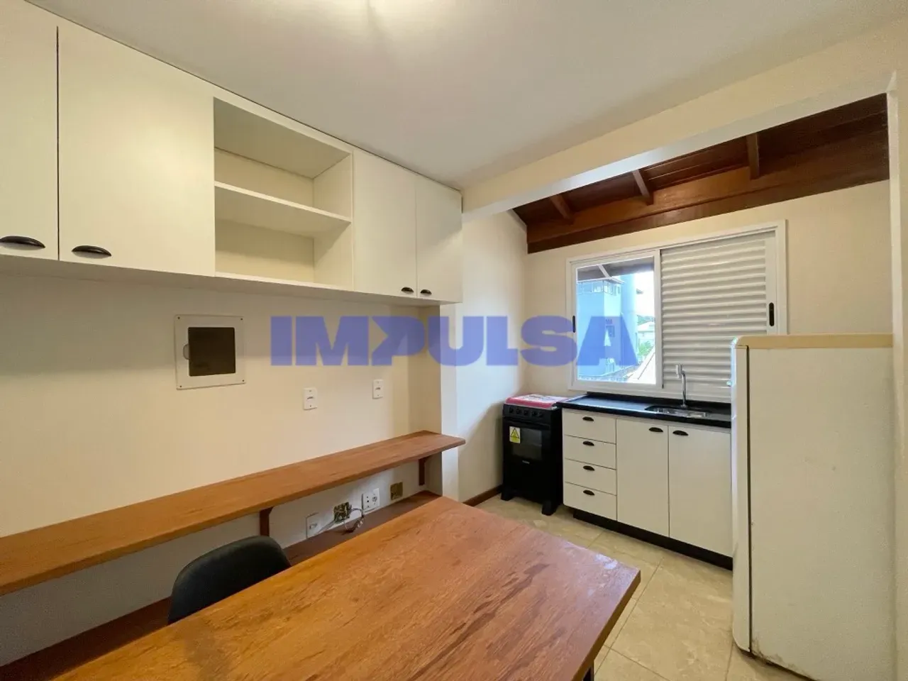 Furnished 1-bedroom apartment with 1 parking spot — photo 9