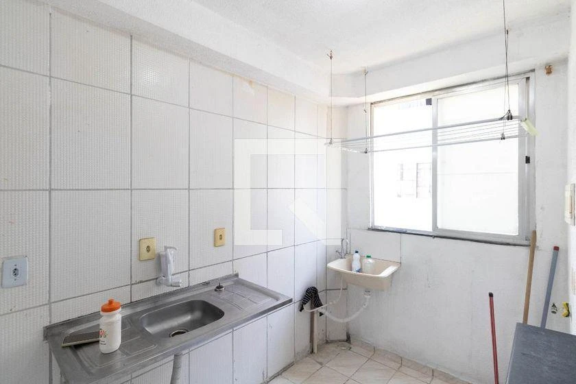 Home office in a 2-bedroom apartment, 32 m² — photo 2