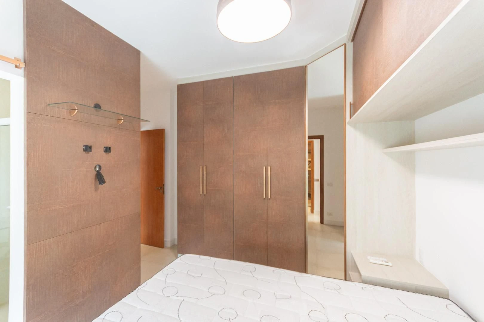 Робоче місце та 2 спальні: квартира 61 м² — photo 15