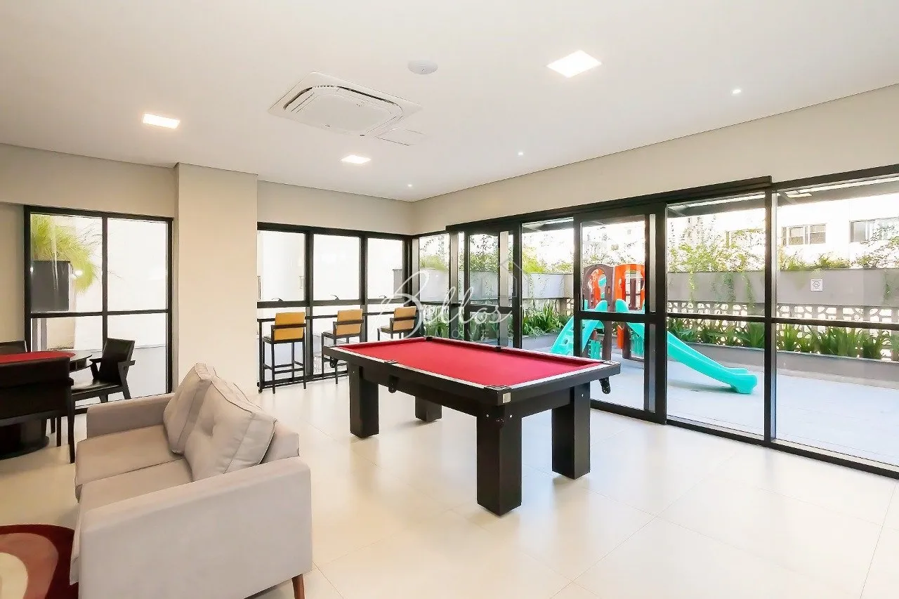 1-bedroom apartment with balcony and 61 m² — photo 10
