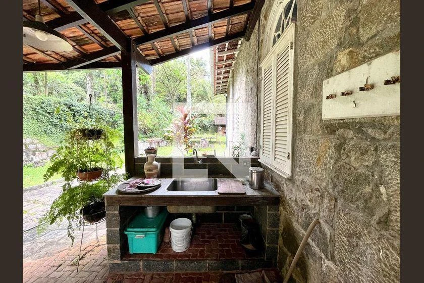 Furnished house, 9900 m², with a washing machine — photo 3