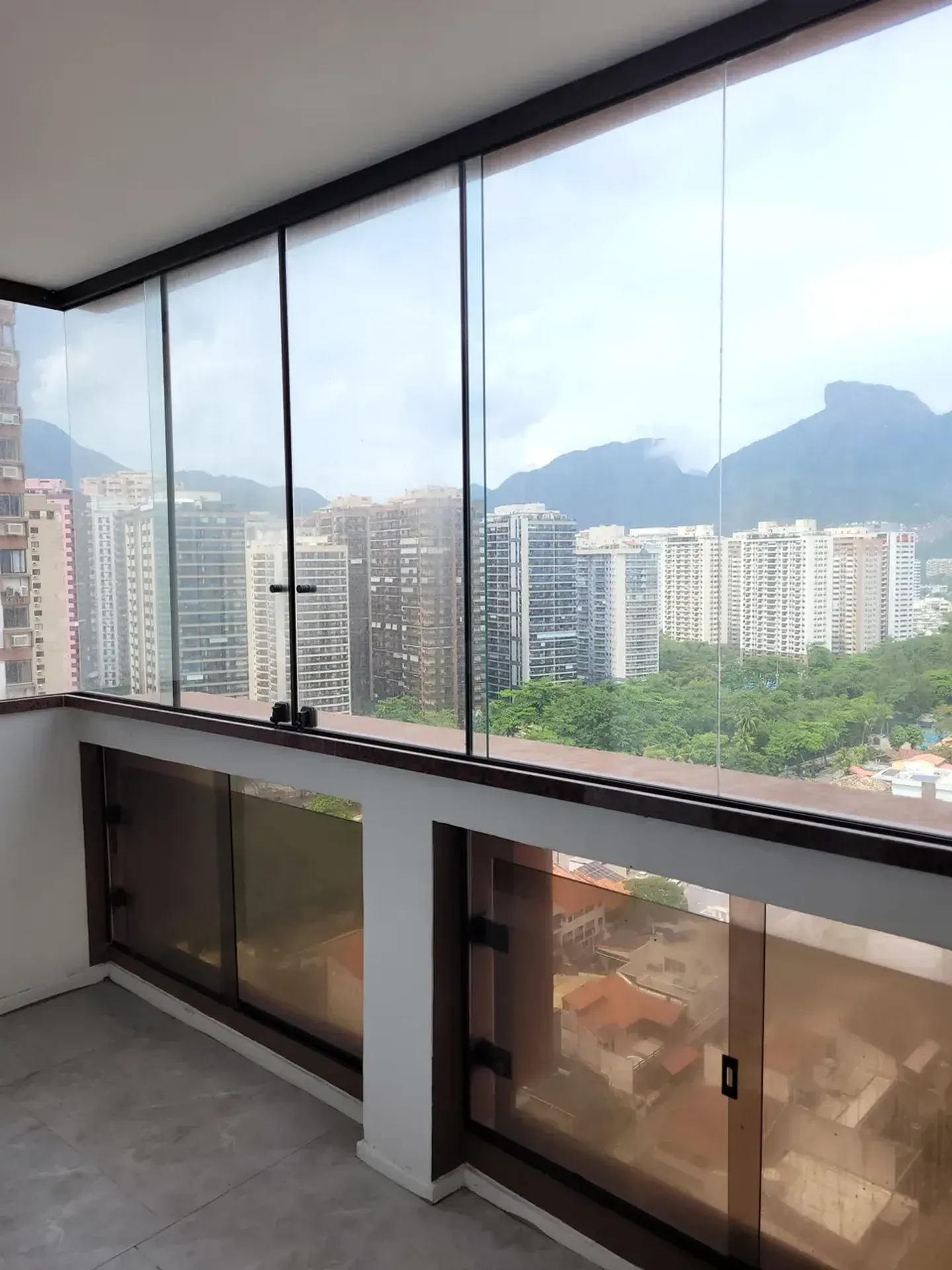 Rental apartment with 3 bedrooms and 103 m² — photo 4
